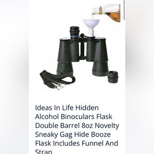 NWT NIB Binocular Flask hidden reservoir.